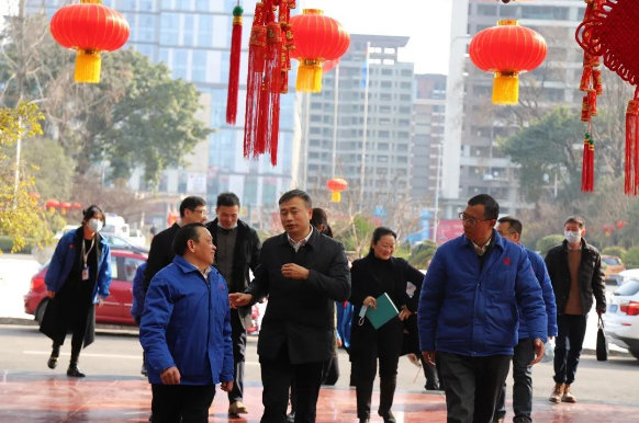 成都市武侯区委王毅副书记一行走访调研成都爱游戏（中国）集团