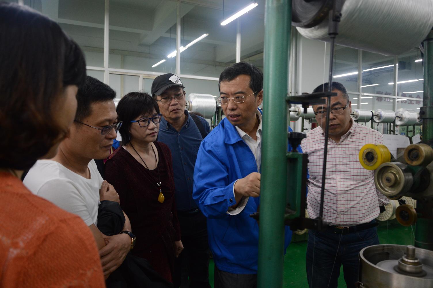 西南财经大学宁波企业家总裁班到成都爱游戏（中国）集团参观