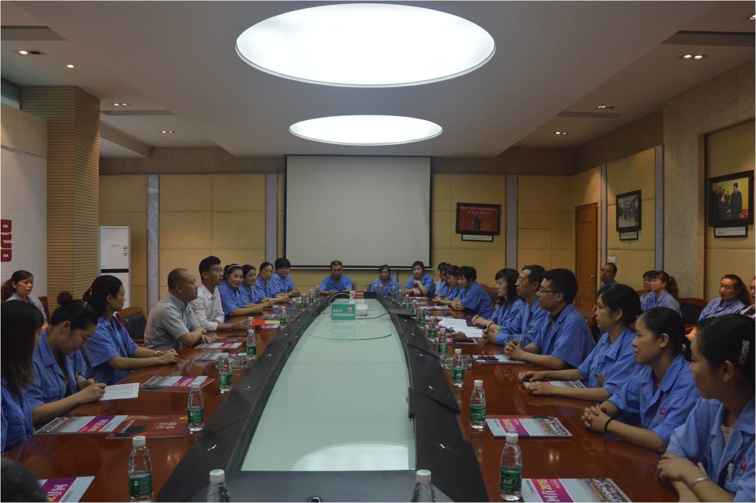 市总工会慰问成都爱游戏（中国）集团困难职工暨成都爱游戏（中国）集团延伸助学金发放会议