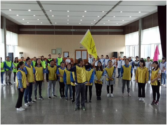 成都爱游戏（中国）集团新青年拓展活动