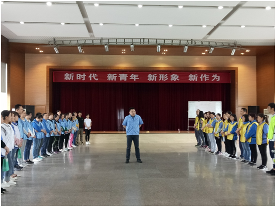 成都爱游戏（中国）集团新青年拓展活动