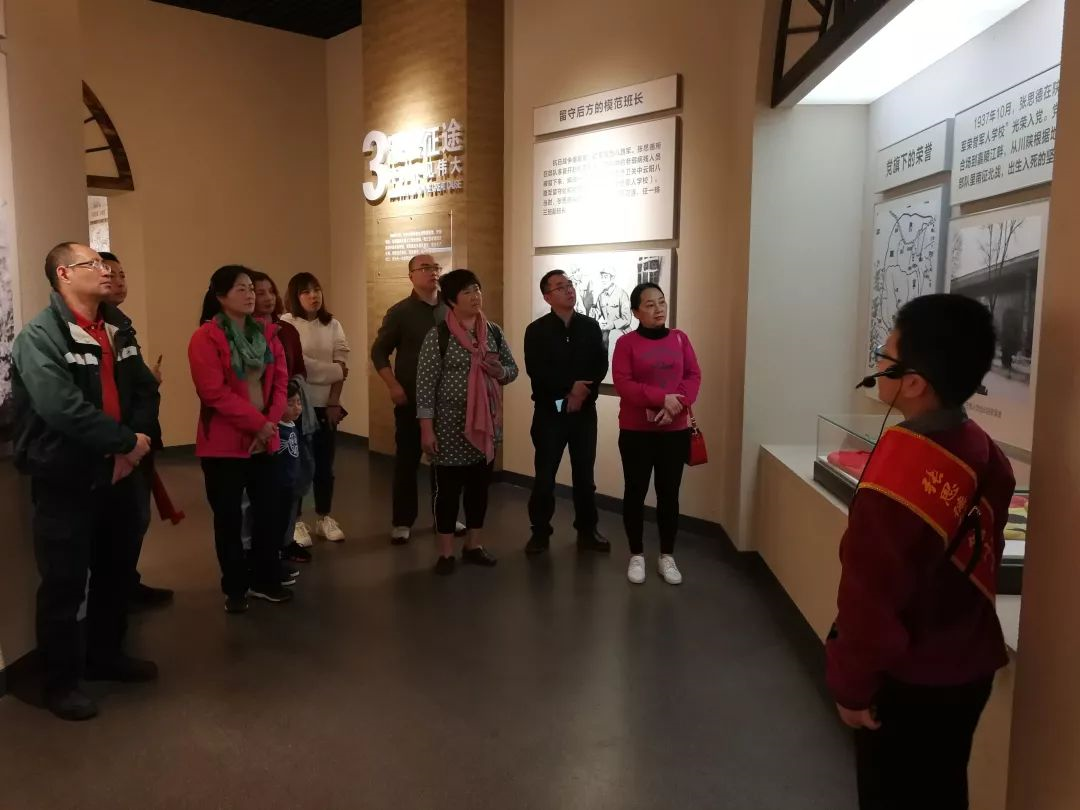 成都爱游戏（中国）集团党群党支部开展“不忘初心 牢记使命” 主题教育系列活动