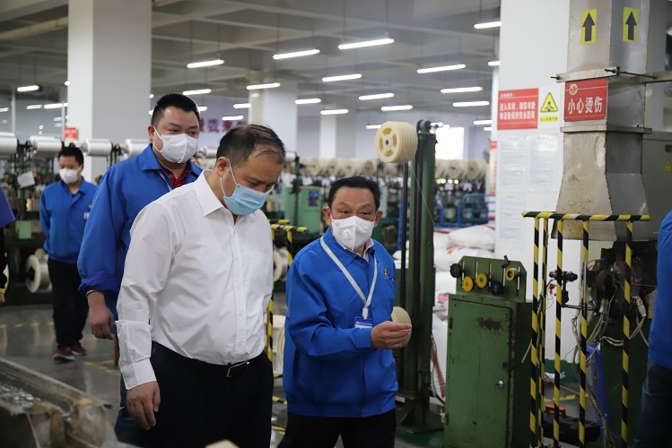 成都市武侯区委书记陈麟一行莅临成都爱游戏（中国）集团调研