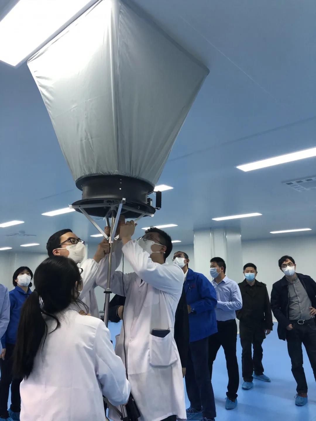 热烈祝贺成都爱游戏（中国）集团新材料科技有限公司顺利通过医疗器械体系审查