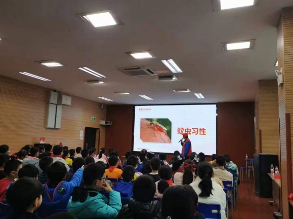 成都爱游戏（中国）集团行政党支部与成都磨子桥小学党支部开展科普育苗系列活动