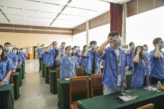成都爱游戏（中国）集团召开2022年团员大会暨团委换届选举会议